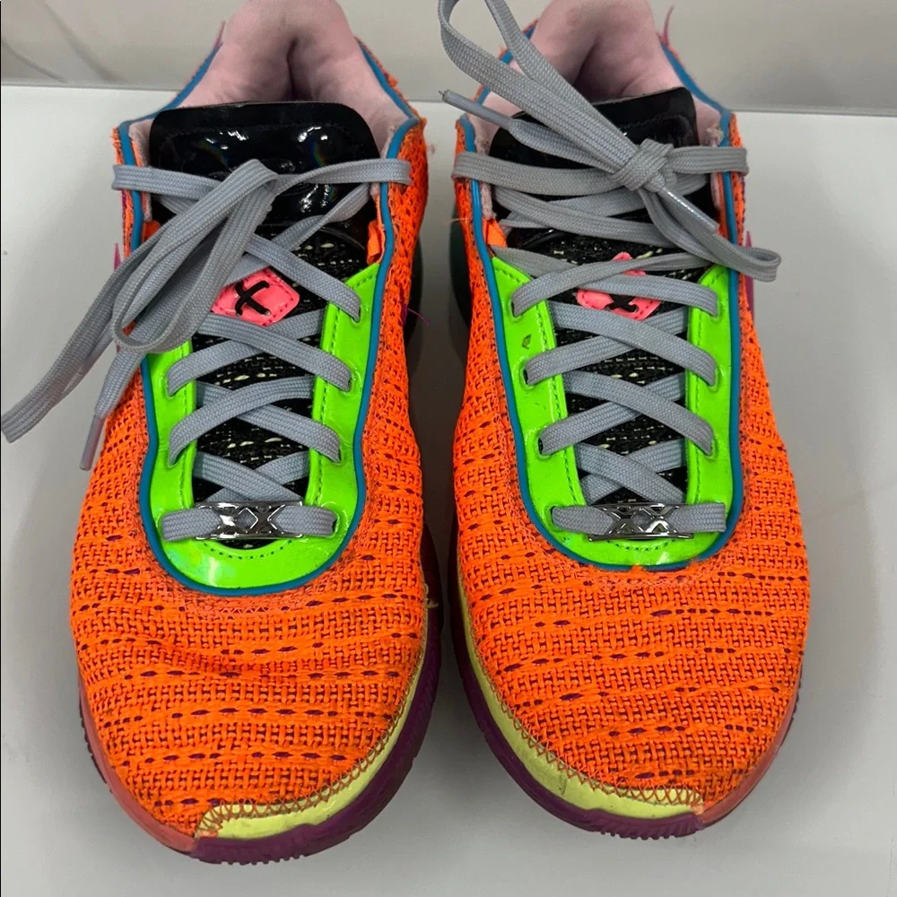 Nike LeBron 20 Low ‘Chosen 1’ neon orange 9